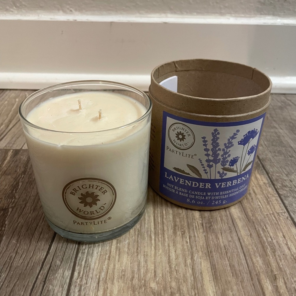 PartyLite Brighter World Lavender Verbena Soy Blend‎ Candle 8.6 oz G57278 NEW